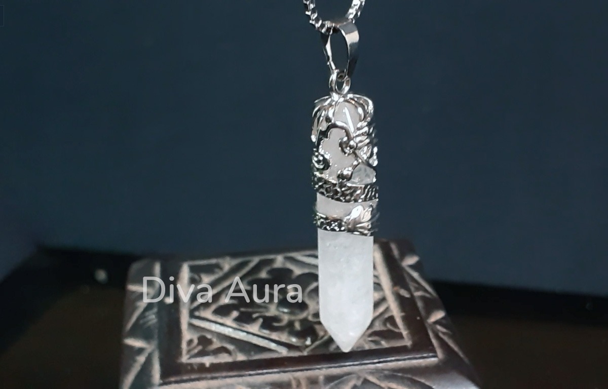Liontin Mahkota Diva Aura