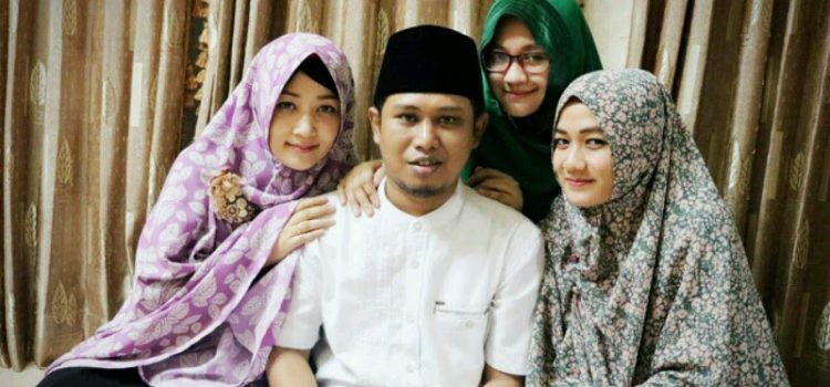 cara mengeluarkan aura ketampanan